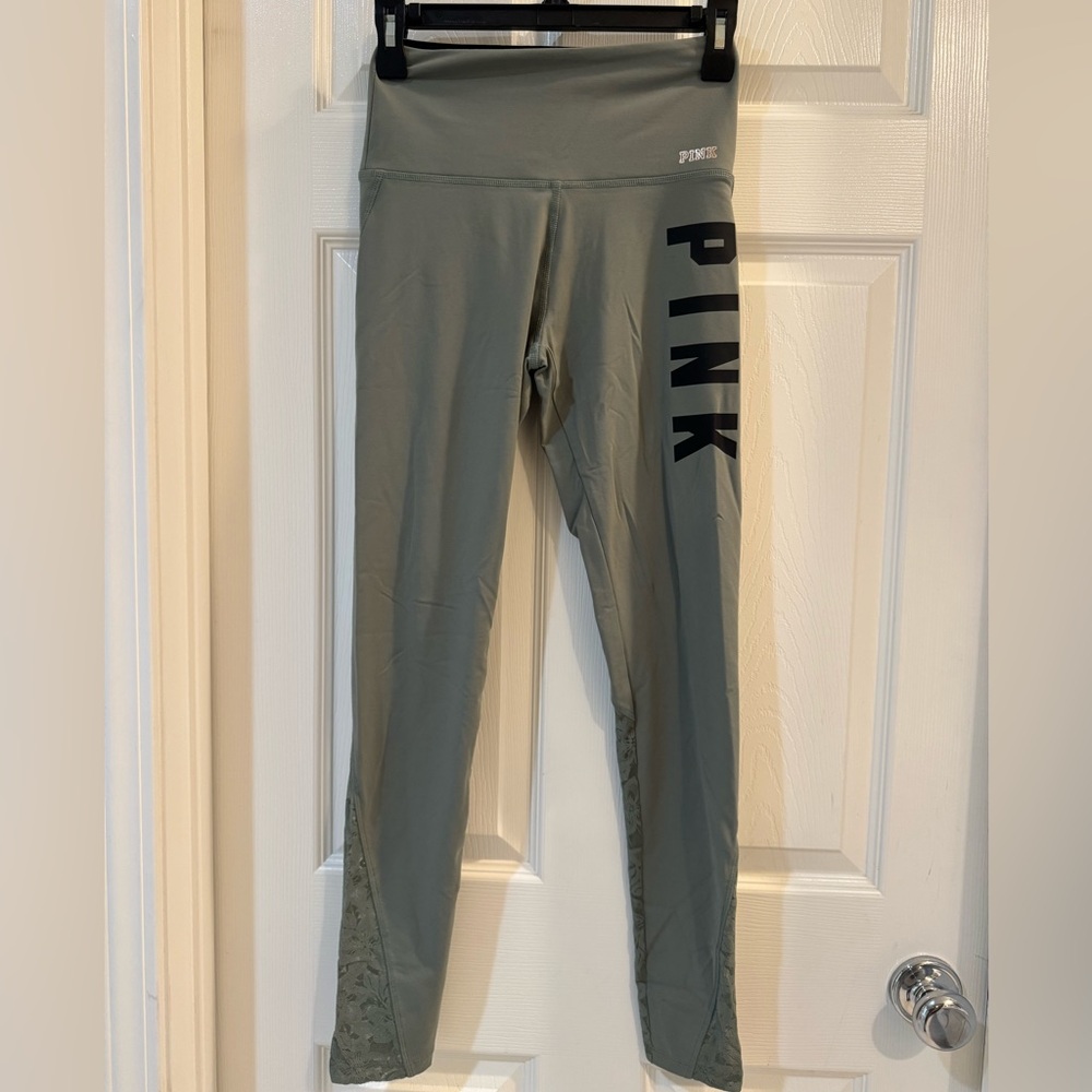 PINK Victoria’s Secret Ultimate High-Rise Leggings – XS – Olive Green